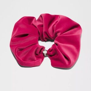 Lululemon Uplifting Oversized Hair Scrunchie Velvet Berry Rumble. NEW WITH TAGS.
